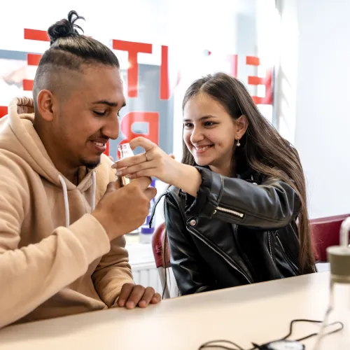 Wetenschap voor kinderen in het Jenevermuseum (Foto: Boumediene Belbachir)