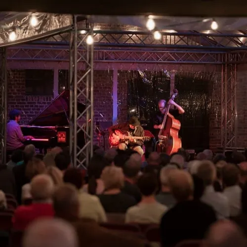 Jazz 'n Jenever 2016: Philip Catherine Piano Trio (foto: R. Hermans)